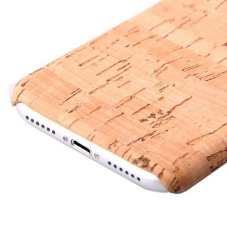Cork cover for iPhone 7