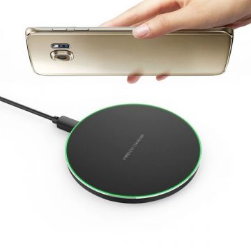QI charging station with light contour