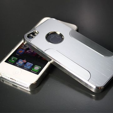 Geborsteld Aluminium Serie Cover Past op iPhone 5