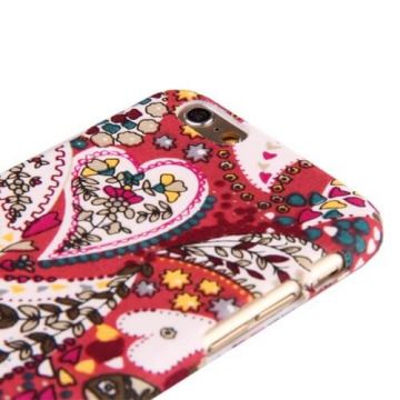Rigid shell with iPhone 6 heart fabric coating  Covers et Cases iPhone 6 - 3